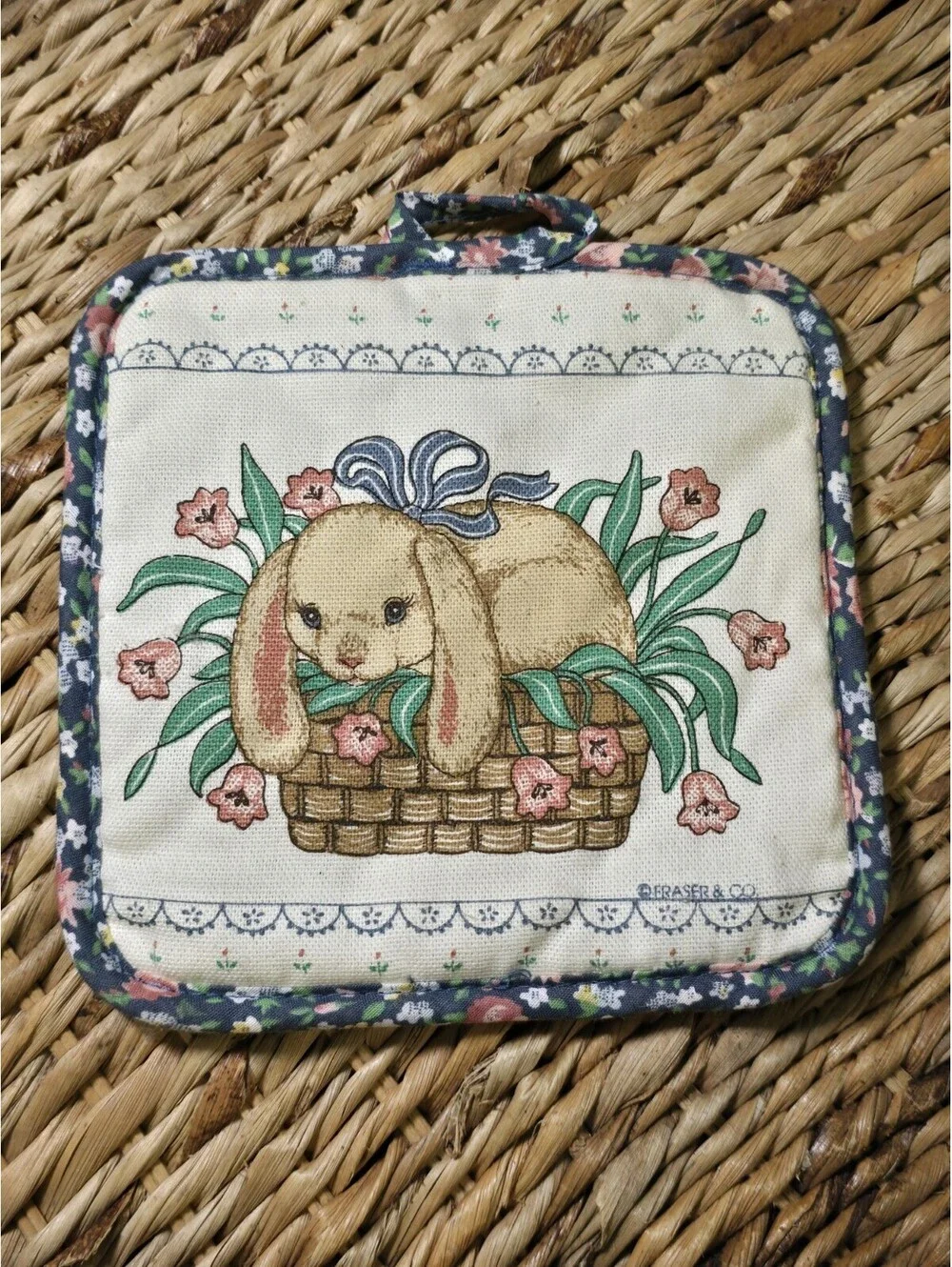 Vintage Kitchen Bunny Rabbit Pot Holder 1980s Cottage Core Grandma